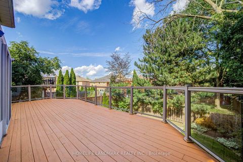 Photo 19 at 37 Maimonides Court, Yorkhill, Vaughan