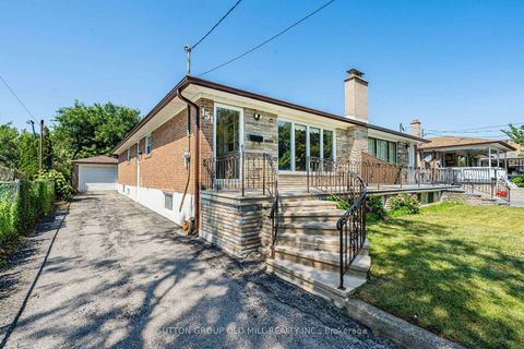 Photo 4 at 151 Lanyard Road, Humbermede, Toronto