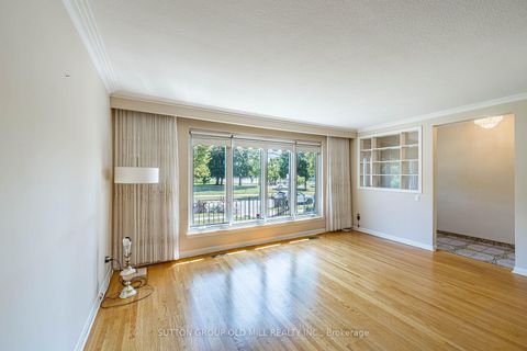 Photo 5 at 151 Lanyard Road, Humbermede, Toronto