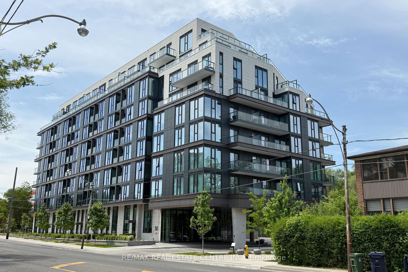 422 - 250 Lawrence Avenue W, Lawrence Park North, Toronto photo number 2