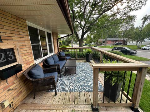 Photo 2 at 23 Northpark Road, Wellington, Barrie