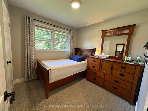 Photo 9 at 23 Northpark Road, Wellington, Barrie