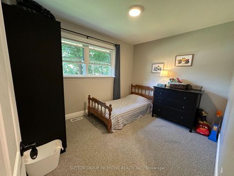 Photo 10 at 23 Northpark Road, Wellington, Barrie