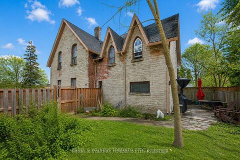 Photo 1 at 64 High Street, Queen's Park, Barrie
