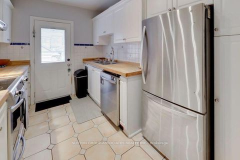 Photo 10 at 131 Lauder Avenue, Wychwood, Toronto