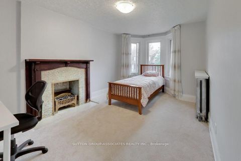 Photo 16 at 131 Lauder Avenue, Wychwood, Toronto
