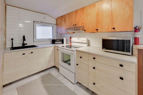 Photo 22 at 131 Lauder Avenue, Wychwood, Toronto