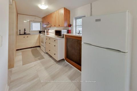 Photo 24 at 131 Lauder Avenue, Wychwood, Toronto