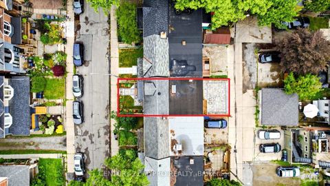 Photo 2 at 7 Cherry Nook Gardens, Coxwell, Toronto