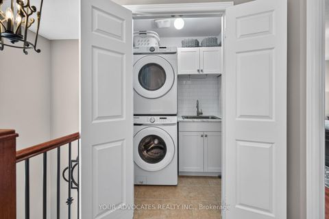 Photo 24 at 228 Twin Hills Crescent, Vellore Village, Vaughan
