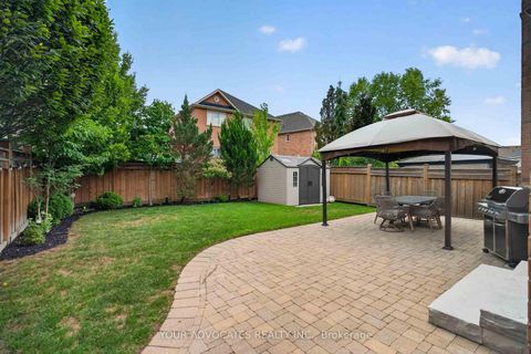 Photo 30 at 228 Twin Hills Crescent, Vellore Village, Vaughan