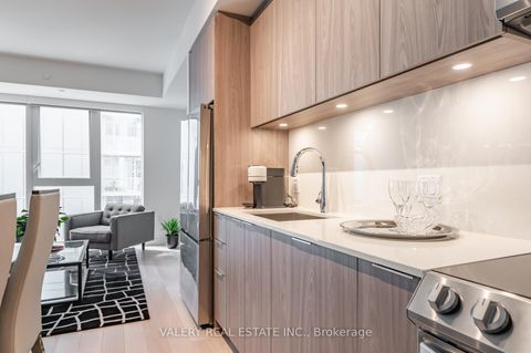 Photo 1 at 3109 - 357 King Street W, Waterfront Communities C1, Toronto