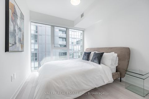 Photo 12 at 3109 - 357 King Street W, Waterfront Communities C1, Toronto