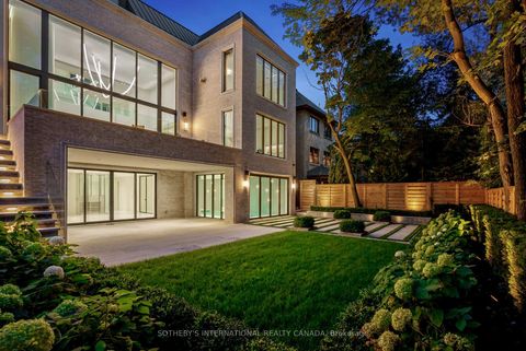 Photo 31 at 84 Old Forest Hill Road, Forest Hill South, Toronto
