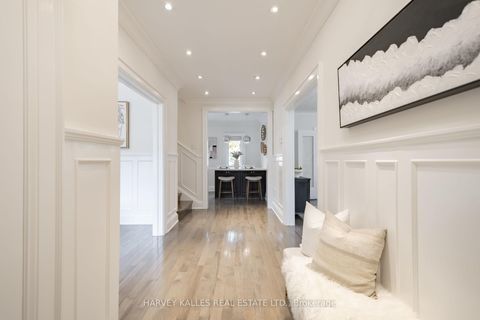 Photo 13 at 6 Browside Avenue, Forest Hill South, Toronto