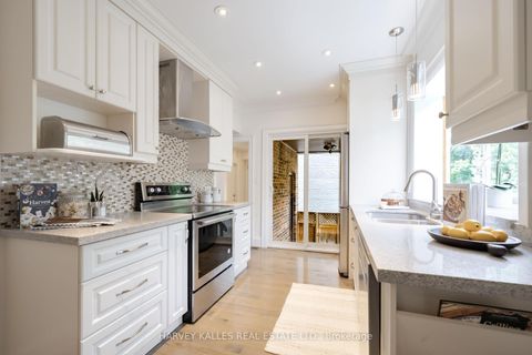 Photo 19 at 6 Browside Avenue, Forest Hill South, Toronto
