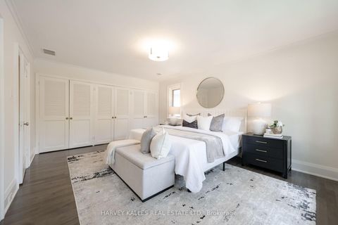 Photo 26 at 6 Browside Avenue, Forest Hill South, Toronto