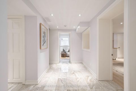 Photo 34 at 6 Browside Avenue, Forest Hill South, Toronto