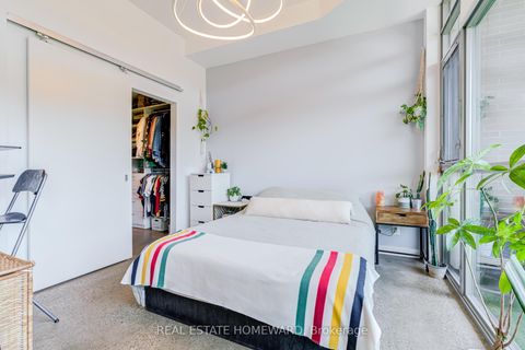 Photo 10 at 310 - 549 King Street E, Moss Park, Toronto