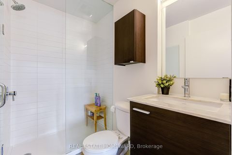 Photo 15 at 310 - 549 King Street E, Moss Park, Toronto