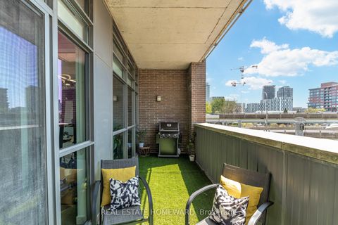 Photo 16 at 310 - 549 King Street E, Moss Park, Toronto