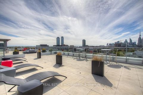 Photo 23 at 310 - 549 King Street E, Moss Park, Toronto