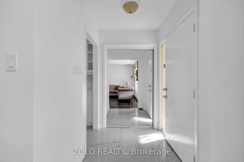 Photo 4 at 43 Davies Crescent, Grove East, Barrie