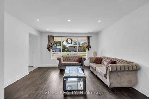 Photo 6 at 43 Davies Crescent, Grove East, Barrie