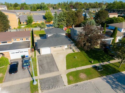 Photo 42 at 43 Davies Crescent, Grove East, Barrie