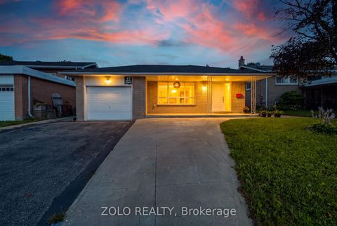 Photo 47 at 43 Davies Crescent, Grove East, Barrie