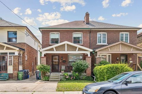 Photo 1 at 67 Kings Park Boulevard, East York, Toronto