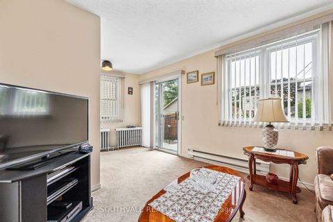 Photo 12 at 67 Kings Park Boulevard, East York, Toronto
