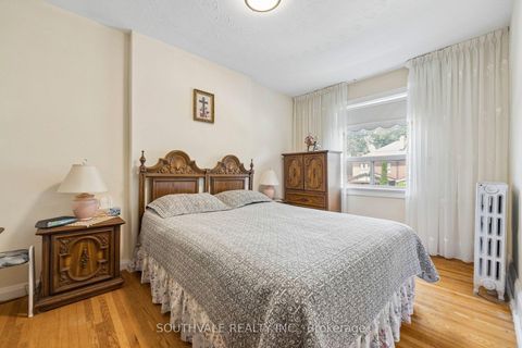 Photo 25 at 67 Kings Park Boulevard, East York, Toronto
