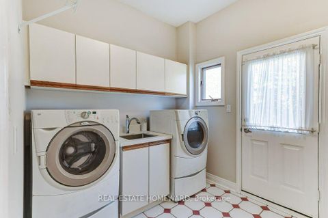 Photo 19 at 807 Primrose Court, Liverpool, Pickering