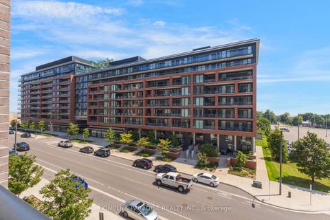 Photo 2 at 319 - 100 Eagle Rock Way, Rural Vaughan, Vaughan