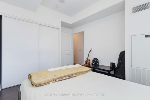Photo 10 at 319 - 100 Eagle Rock Way, Rural Vaughan, Vaughan