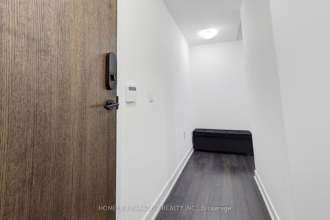 Photo 19 at 319 - 100 Eagle Rock Way, Rural Vaughan, Vaughan