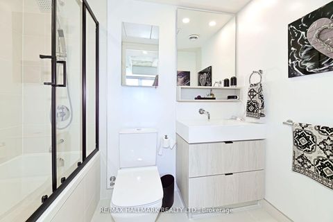 Photo 12 at 606 - 5 Soudan Avenue, Mount Pleasant West, Toronto