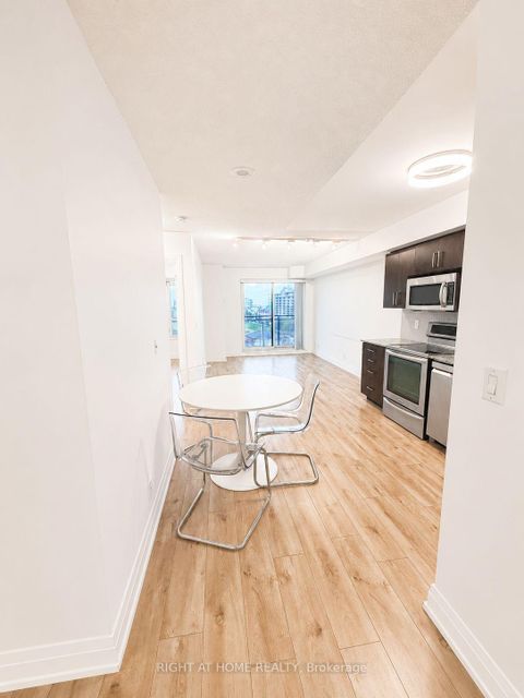 Photo 4 at 608 - 1 De Boers Drive, York University Heights, Toronto