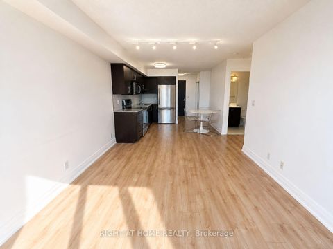 Photo 12 at 608 - 1 De Boers Drive, York University Heights, Toronto