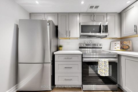 Photo 3 at 207 - 20 guildwood Parkway, Guildwood, Toronto