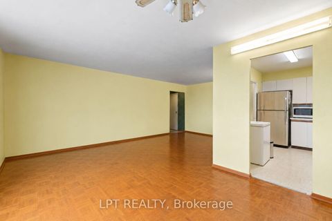 Photo 9 at 2811 - 5 Massey Square, Crescent Town, Toronto