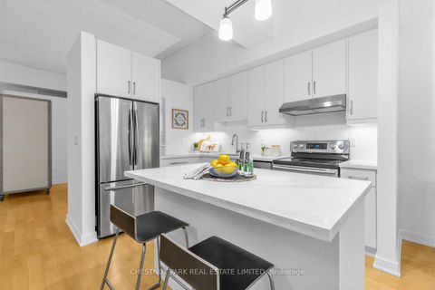 Photo 12 at 409 - 160 Baldwin Street, Chinatown, Toronto