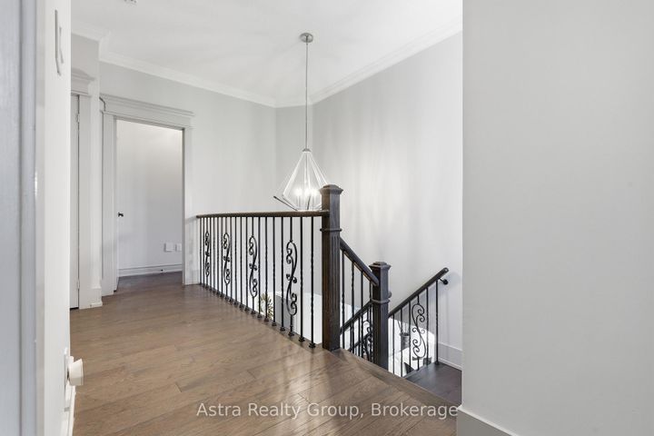 Photo 18 at 74 Kootenay Ridge, Rural Vaughan, Vaughan