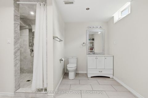 Photo 39 at 74 Kootenay Ridge, Rural Vaughan, Vaughan