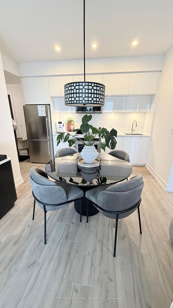 Photo 5 at 1630 - 25 Adra Grado Way, Bayview Village, Toronto