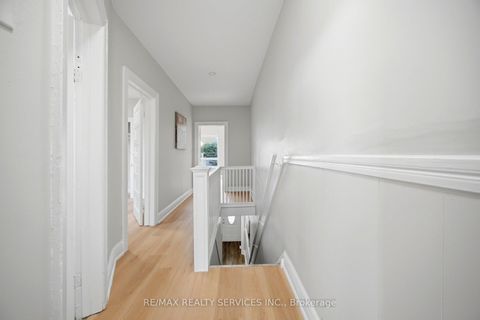 Photo 19 at 1147 Dufferin Street, Junction, Toronto