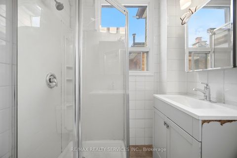 Photo 27 at 1147 Dufferin Street, Junction, Toronto