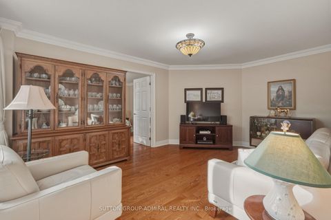 Photo 14 at 90 Brillinger Street, North Richvale, Richmond Hill
