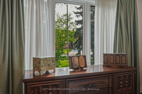 Photo 18 at 90 Brillinger Street, North Richvale, Richmond Hill